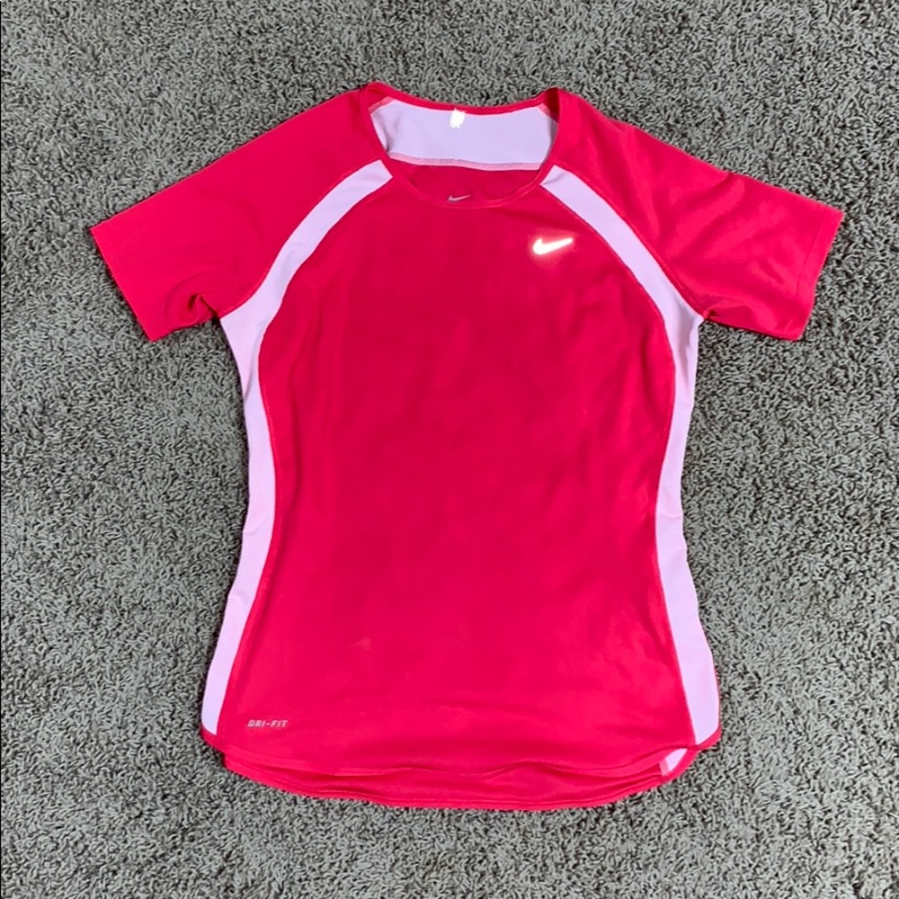 Nike Dri-Fit Short Sleeve Shirt